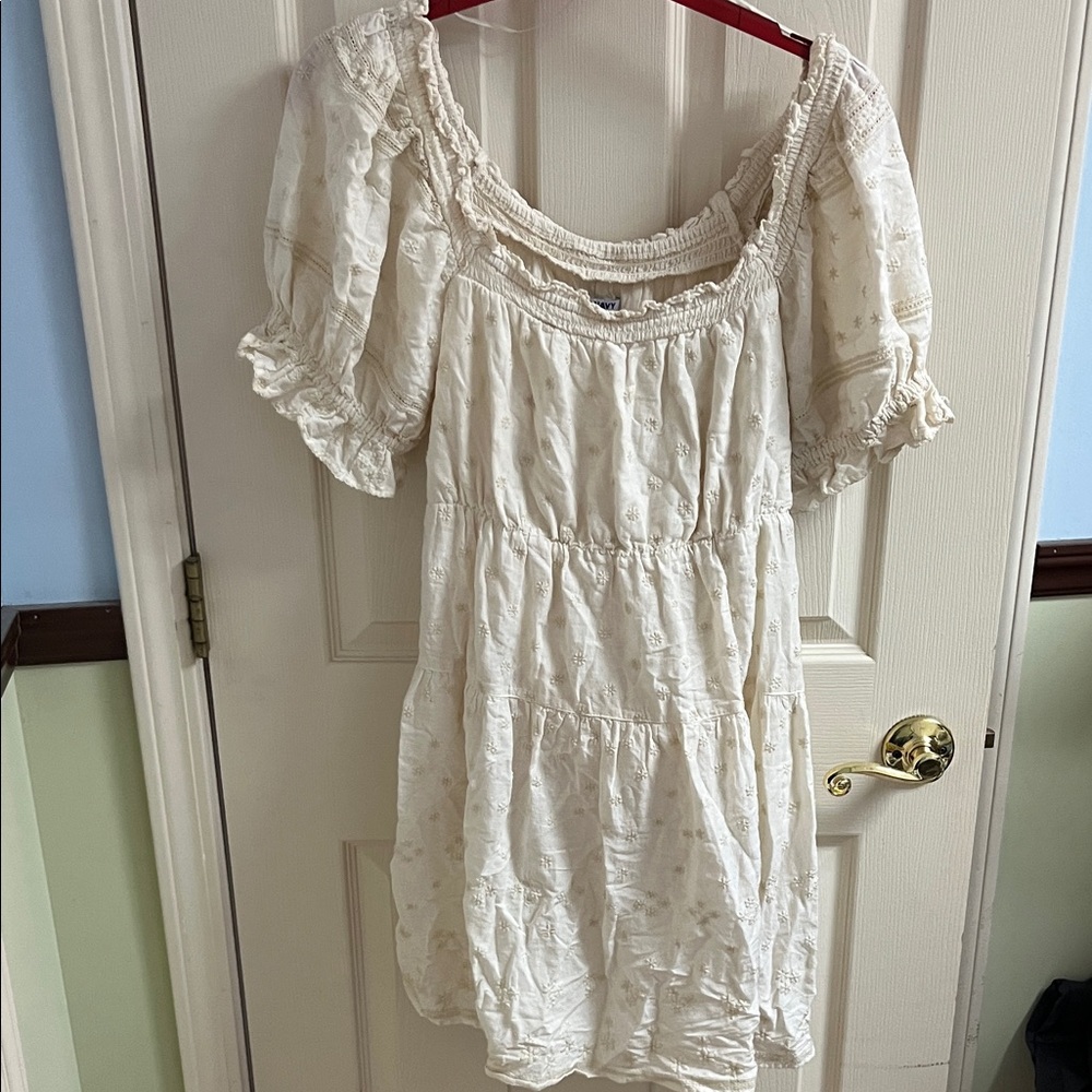 Old Navy dress L, cream, excellent preowned condition